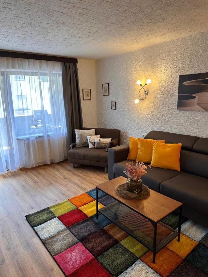 Waidach Zentrum 1 로이타쉬 외부 사진